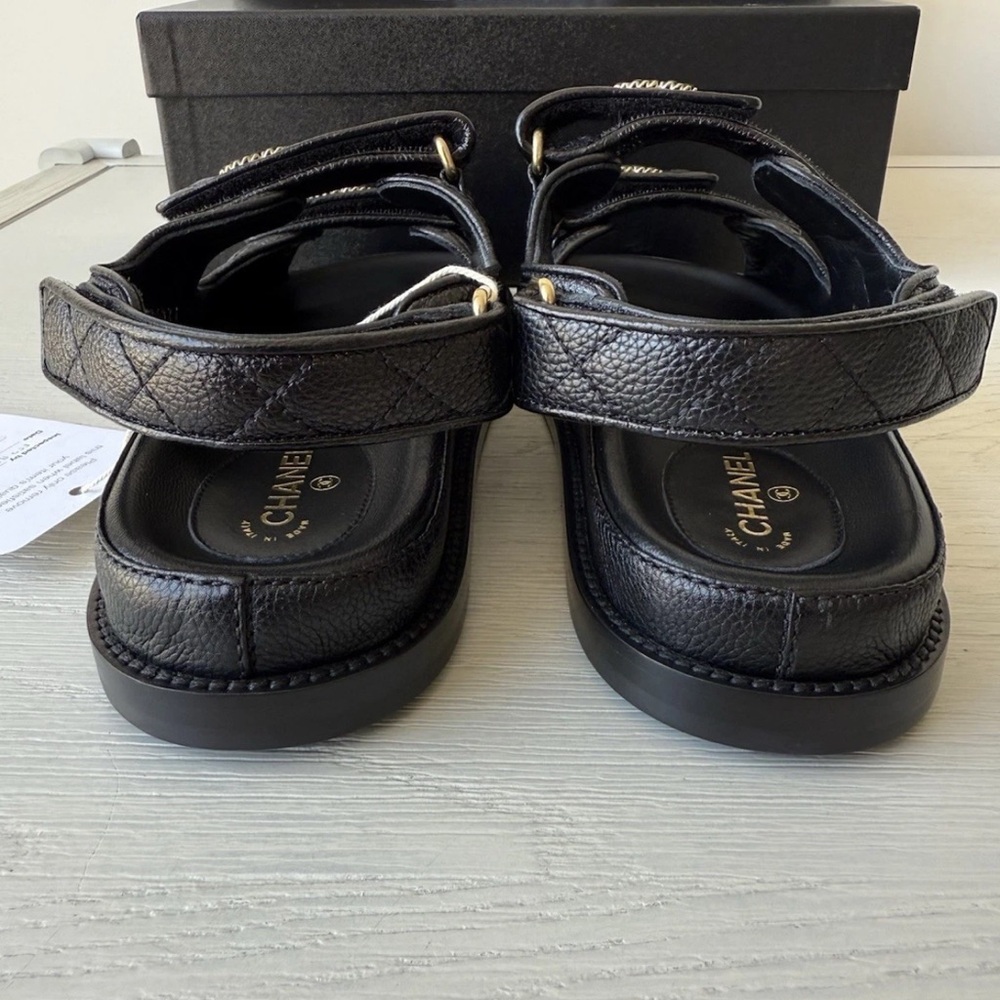 Chanel Grained Calfskin Sandals Size 39 Black - Picture 4 of 5